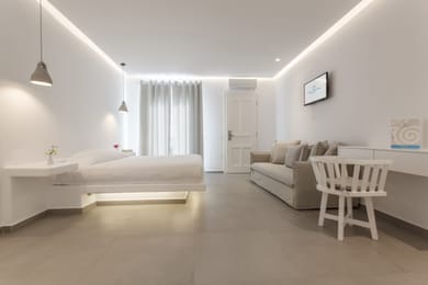 Sunset Wing Superior Suite Garden View | Aeolos Resort Mykonos Town