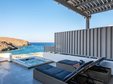 Eleni Sea View Suite with Jacuzzi