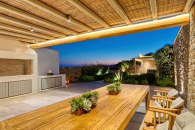 Sea View 4 Bedroom Villa Outdoor Hot Tub | M TWO