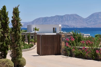 Iremia Seafront Villa Timeless Lifestyle | Ammoudara Agios Nikolaos Crete