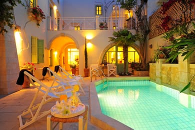 Mythos Suites Hotel