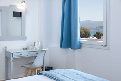 Naiades Marina Hotel - Image 5