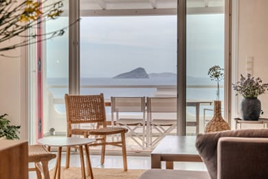 Signature Suite with Panoramic Sea view