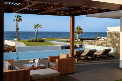 Signature Princess Villa SeaView 3 Bedrooms on 3 Floors with Private Pool Wellness room Soulsteam & Gym