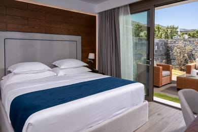 Signature Princess Villa SeaView 3 Bedrooms on 3 Floors with Private Pool Wellness room Soulsteam & Gym