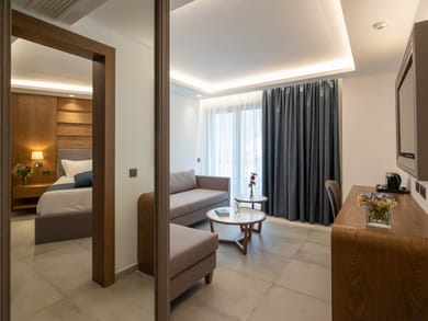 Royal Family Suite 2Bedrooms/2 bathrooms Water Front