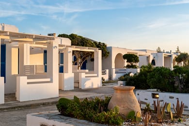 Naoussa Hotel Paros by Booking Kottas - Image 3
