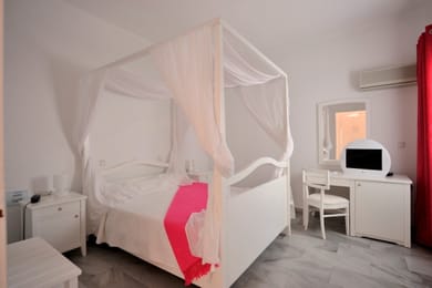 Narges Hotel - Image 7