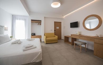 Family Suite with Side Sea View