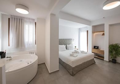 Honeymoon Suite Sea View with Indoor Jacuzzi
