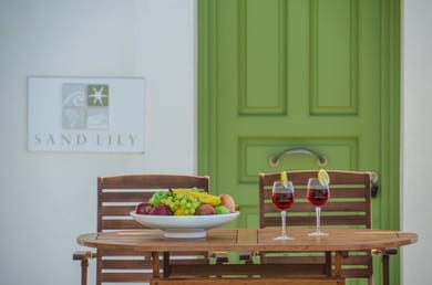 Villa Sand Lily