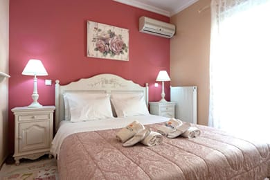 Nautilus Luxury Suites Galaxidi - Image 4