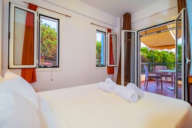 Romanos Beach Villas by Xenia Resorts Messenia - Image 5