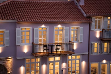 Navria Hotel - Image 4