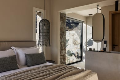 Elegant Two Bedroom Villa with Indoor Jacuzzi