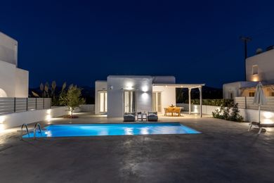 Naxian Lounge Estate with 4 Private Pools