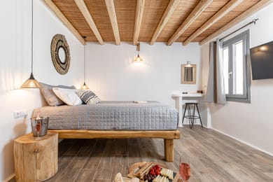 Deluxe Suite with Garden View and Private Hot Tub