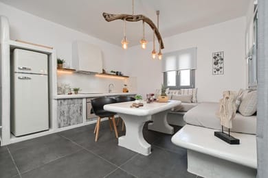 White Cocoon IV 3 Bedroom Villa with private pool and sea view