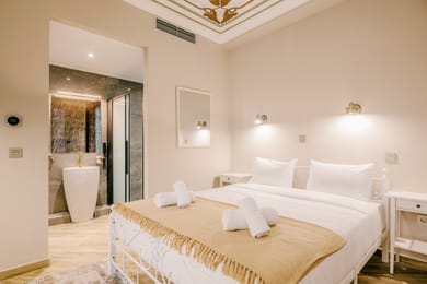 Hypatia- Executive Triple Room Ground Floor