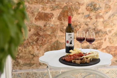 Neapolis 1897 Boutique Luxury Rooms - Image 4