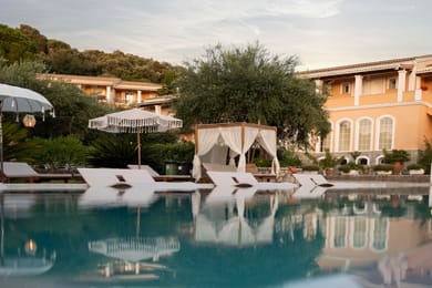Nefeli Hotel - Image 2