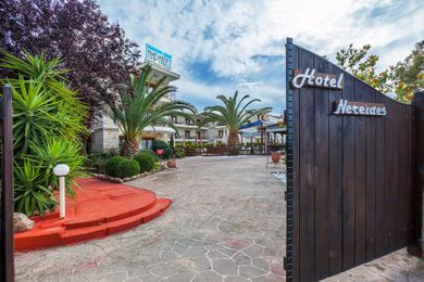 Nereides Hotel Halkidiki - Image 2