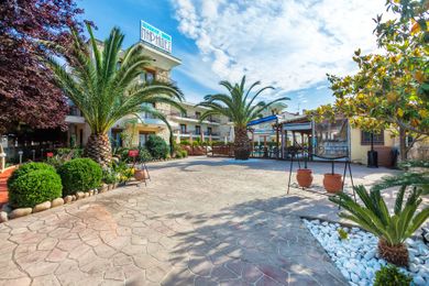 Nereides Hotel Halkidiki - Image 6