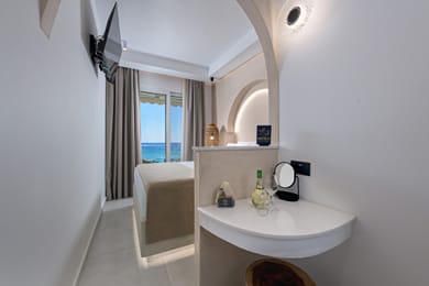 nereya luxury rooms - Image 5