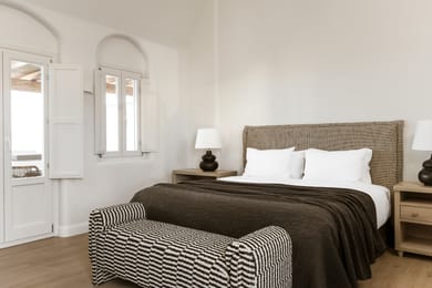 Grand Suite with sea view and Heated Plunge Pool
