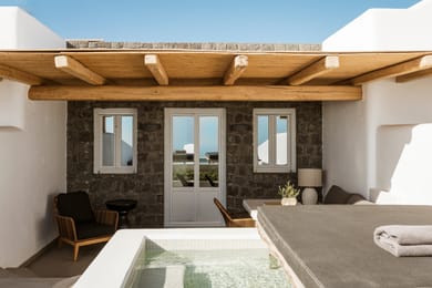 Superior Suite with sea view and Heated Plunge Pool
