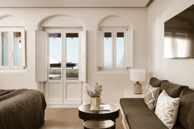 Superior Suite with sea view and Heated Plunge Pool