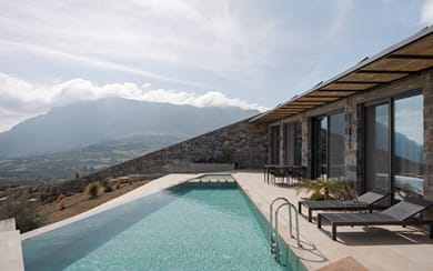 Neromai Cave Luxury Villas - Image 4