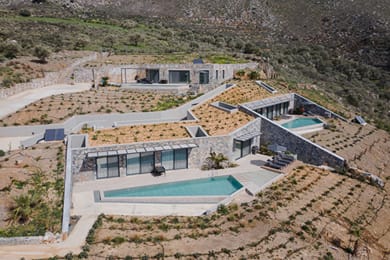 Neromai Cave Luxury Villas - Image 5