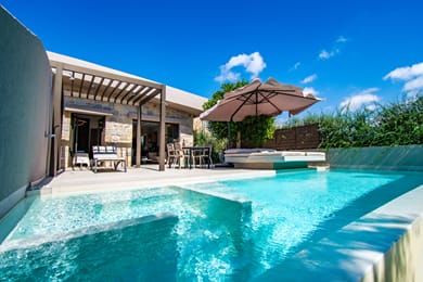 Nestor Luxury Villas - Image 2