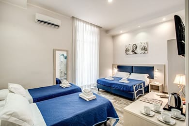 Napoli Gold Hotel - Image 2