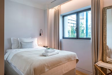 Petite niche Room