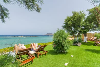 Niki Savvas Studios & Suites Milos - Image 4