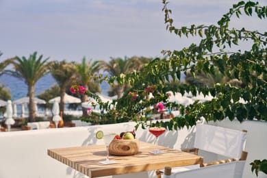 Luxury Suite with jet tub and sea view