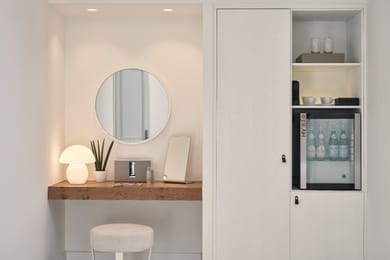 Signature suite with private pool