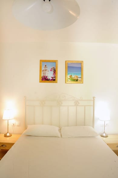 Nikoleta Studios & Rooms - Image 7