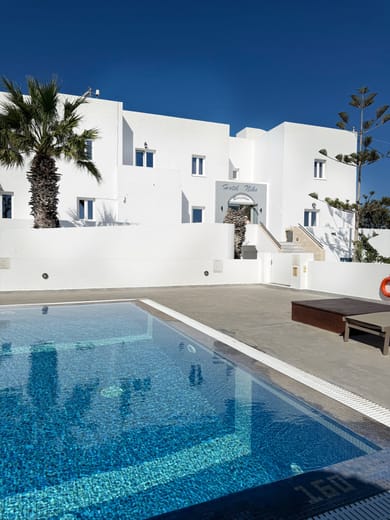 Nikos Hotel Santorini - Image 2