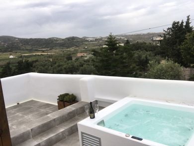 Ninemia Naxos - Image 5