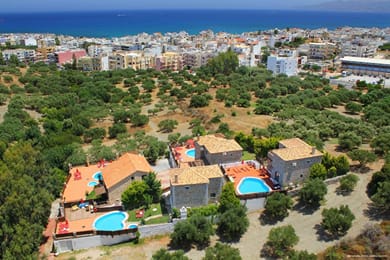 Niriides Villas - Image 2