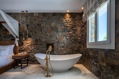Dreamy Honeymoon Suite Sea View with Outdoor Jacuzzi