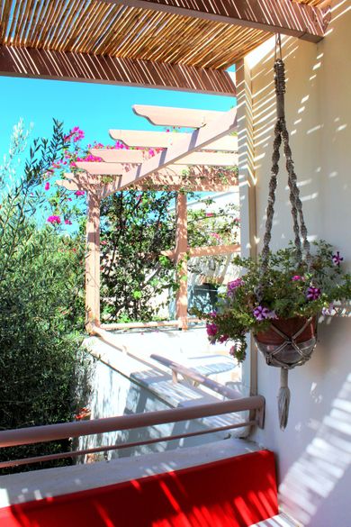 Nissia Kamares Hotel Apartments - Image 2