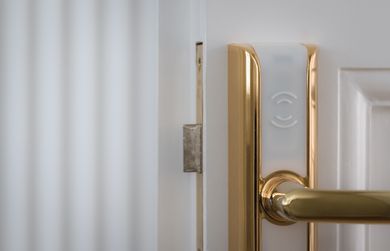 Noble Suites Athens - Image 6