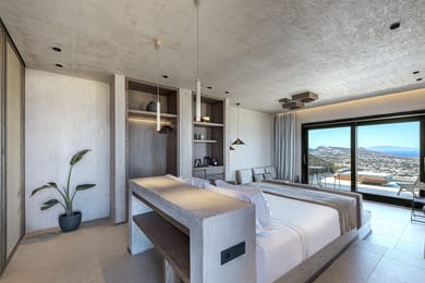 Bird’s Eye Suite with Private Pool
