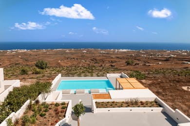 North Wind Luxury Suites - Image 2