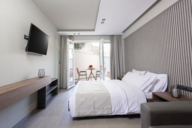 Deluxe Double Room with Patio