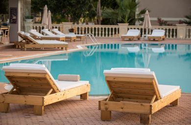 Notos Heights Hotel & Suites - Image 6